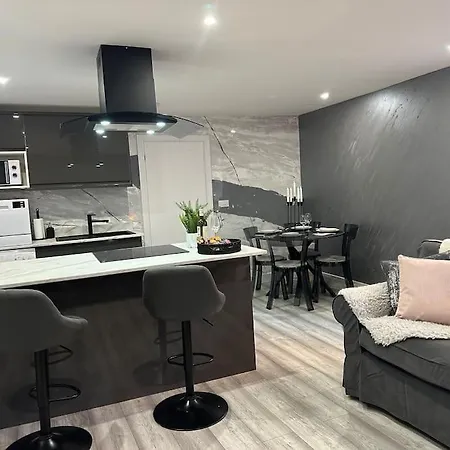 Luxury 2 Bedroom Apartment Belper Exterior photo
