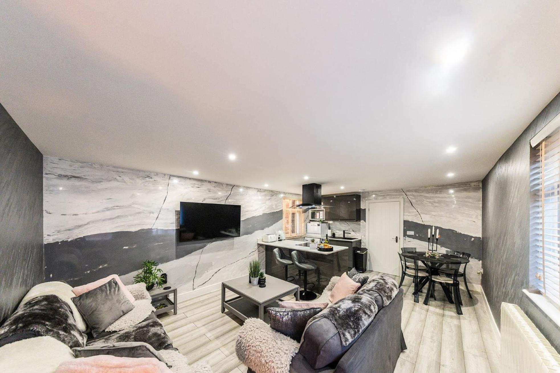 Luxury 2 Bedroom